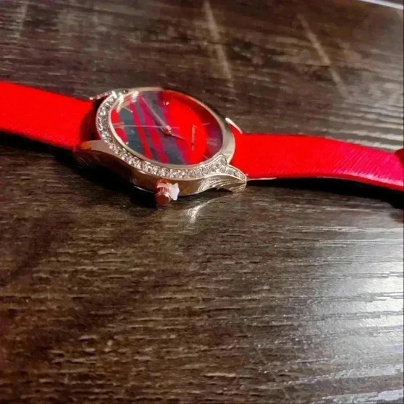 Red rhinestone watch main image 4